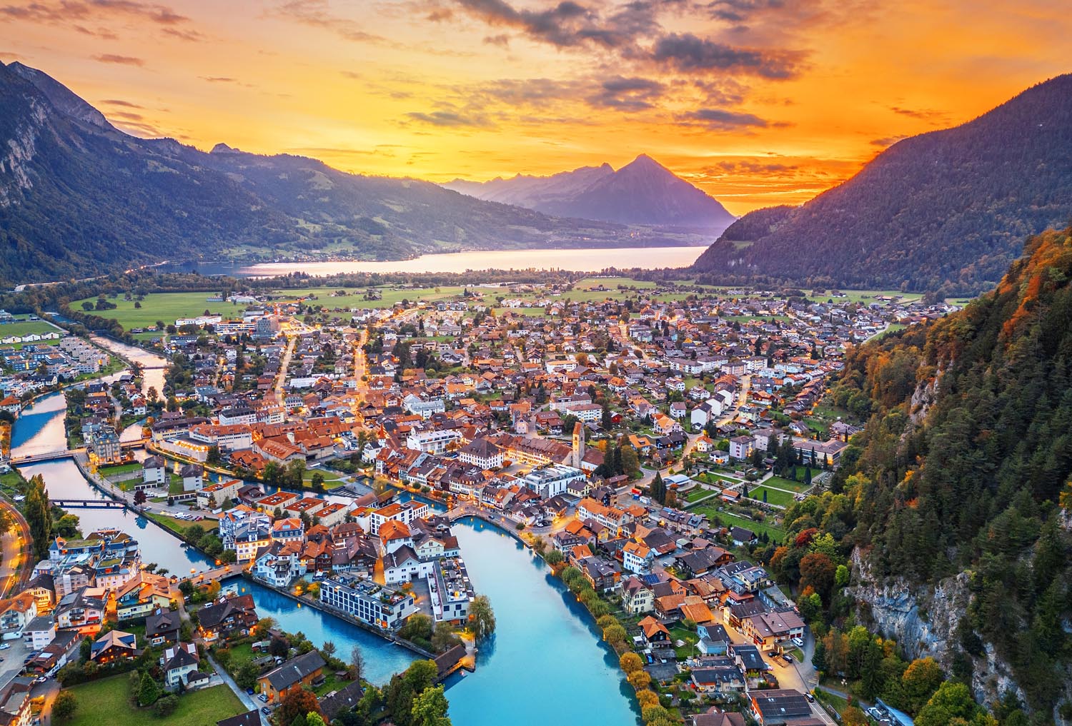 Switzerland Panorama Coach Tour With Paris